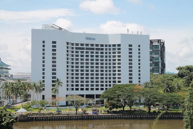 Hotel near lake